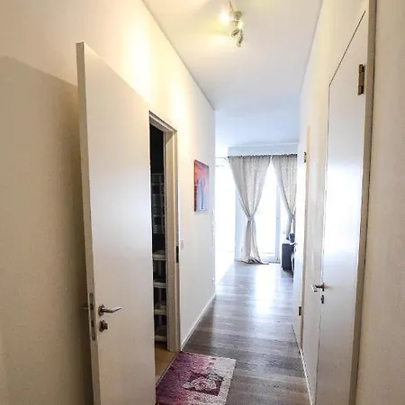 2 - High-quality In The Heart Of 2 Апартаменты *