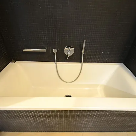 Apartment 2 - High-quality In The Heart Of 2 Stuttgart