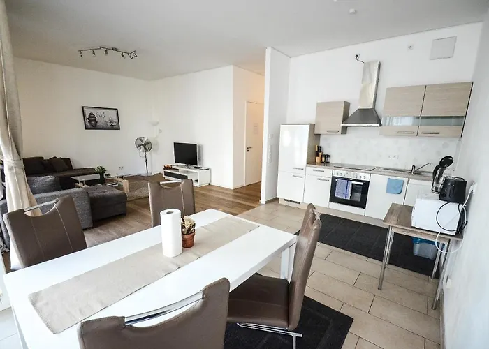 Apartament 2 - High-quality In The Heart Of 2 *